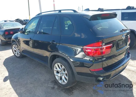 2013 BMW X5 xDrive35I/xDrive35I Premium/xDrive35I Sport Activity z USA, uszkodzony, nr VIN 5UXZV4C54D0B05672